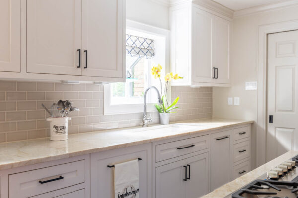 14496CD5-0ECC-4288-BCD1-2A02959DC404_1_105_c